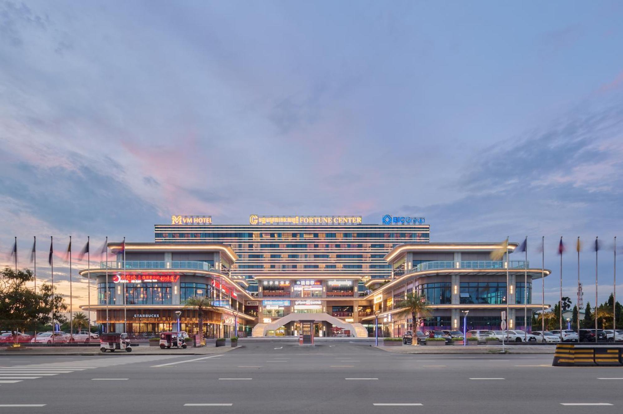 Vm Hotel Phnom Penh Exterior foto